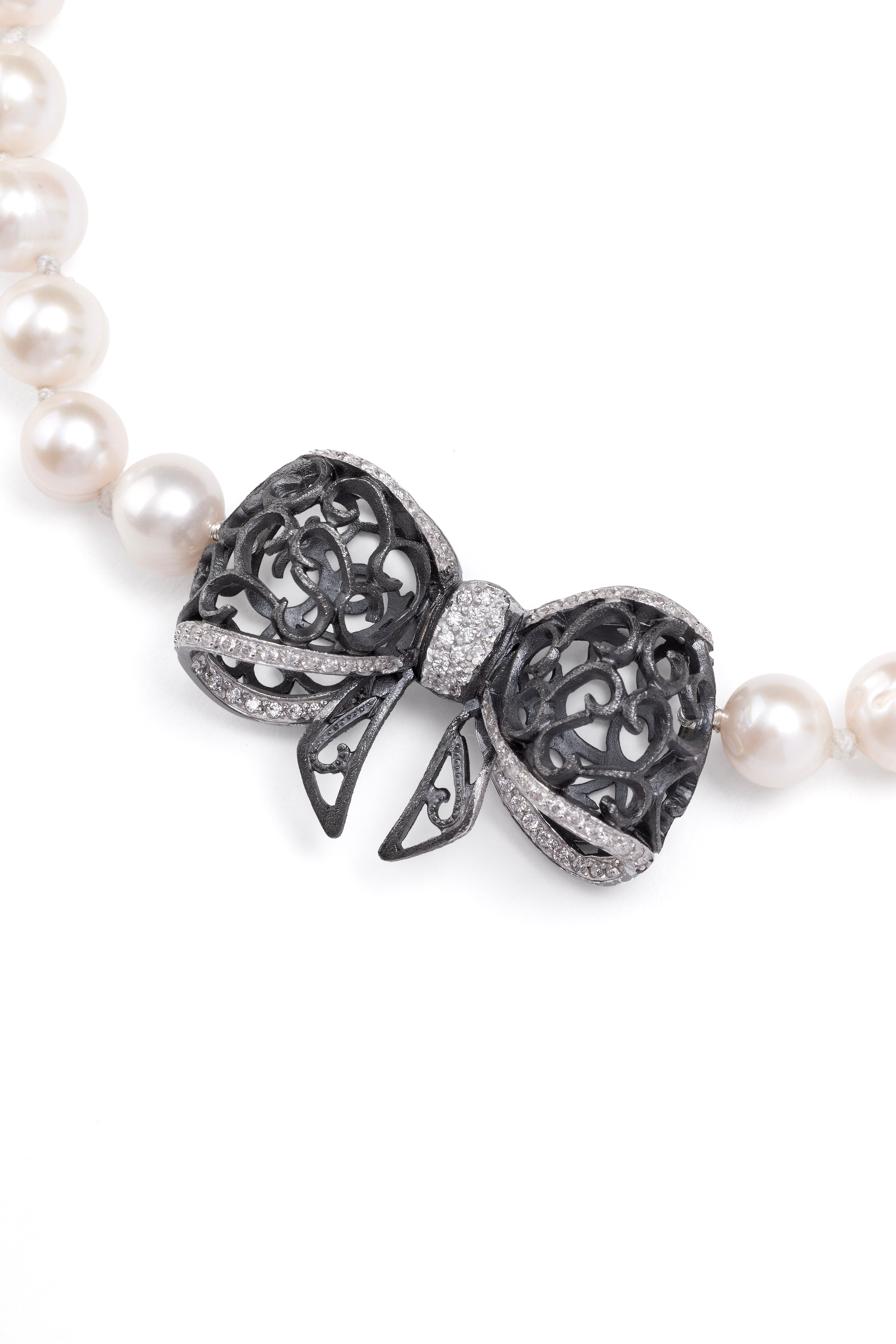 Bon Ton Koleksiyonu: Pearl Echo Kolye